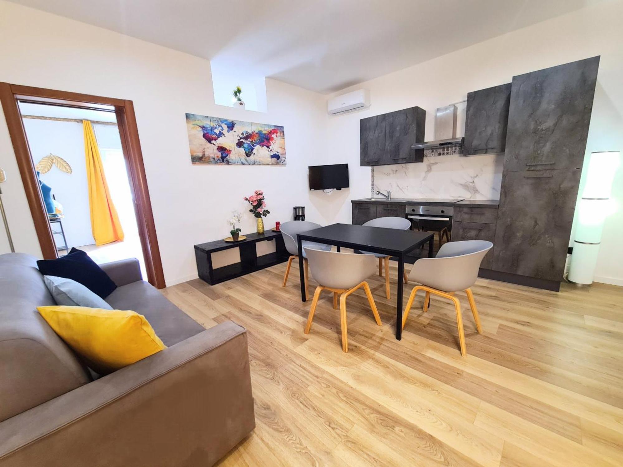 Luxury Flat In Center By The Sea Lejlighed Bari Eksteriør billede